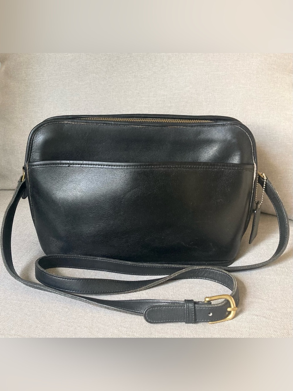 Vintage Coach Madison Zip Crossbody Black Leather USA 0863-330